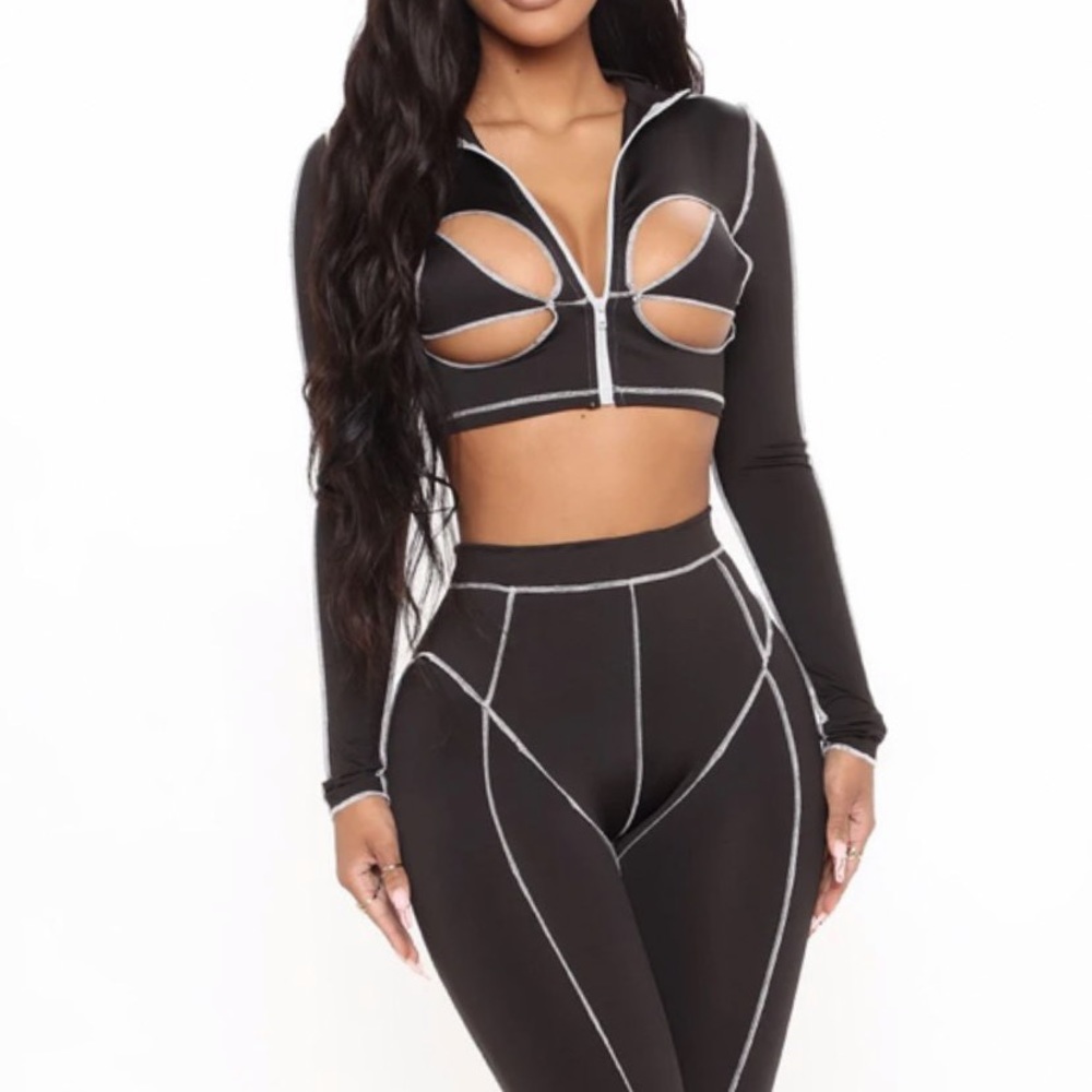Two piece set